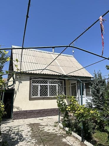 Үйлөр: Продам уютную дачу в горах в 30 км от города (по дороге на — 1
