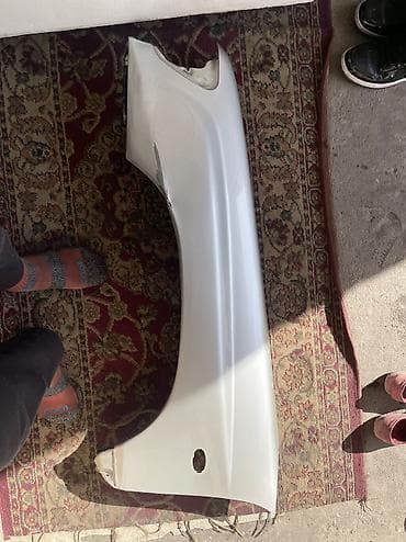 капот матиз 3: Крыло Переднее левое Subaru, 2000 г., Б/у, Оригинал — 3