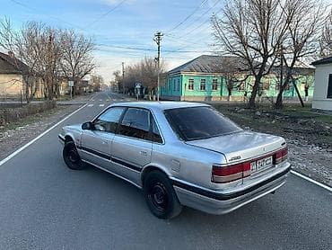 муссо истана: Mazda 626: 1990 г., Седан — 2
