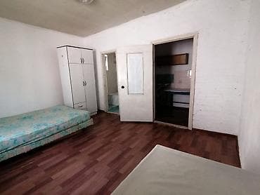 Сдается мебелированная комната, с ремонтом. Без бытовой техники. Для