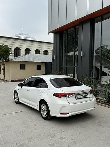 тойота левин 2021: Toyota Corolla: 2020 г., 1.8 л, Вариатор, Гибрид, Седан — 3