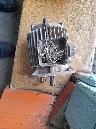 Сварочные аппараты: Набор оборудования и комплектующих для мастерской: 1) Нагревательные — 3