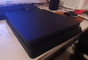 Игровая консоль Sony PlayStation 4 Slim 500ГБ (чёрная) с комплектом at lalafo.kg Игровая консоль Sony PlayStation 4 Slim 500ГБ (чёрная) с комплектом