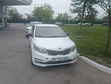 Kia Rio: 2015 г., 1.4 л, Механика, Бензин, Седан