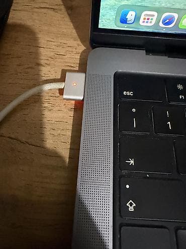 macbook pro 2022: Apple MacBook Pro 14" (2021) Комплект коробка документы зарядное — 8