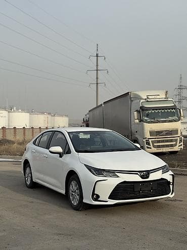 toyota corolla 2023: Toyota Corolla: 2025 г., 1.2 л, Бензин — 2