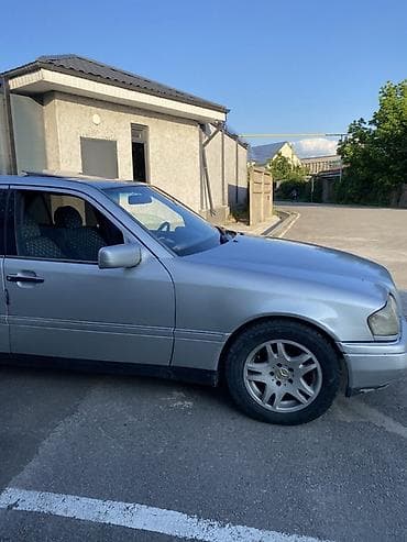 Mercedes-Benz C-Class: 1994 г., 1.8 л, Механика, Бензин, Седан — 5