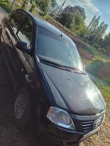ренаулт логан: Renault Logan: 2011 г., 1.4 л, Механика, Бензин, Седан — 1