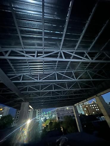 продаю гараж бишкек: Продается 3-этажное коммерческое здание 📍 Суюмбаева / Баетова — 3