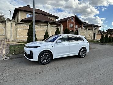 Lixiang L7: 2024 г., 1.5 л, Автомат, Гибрид, Кроссовер — 1