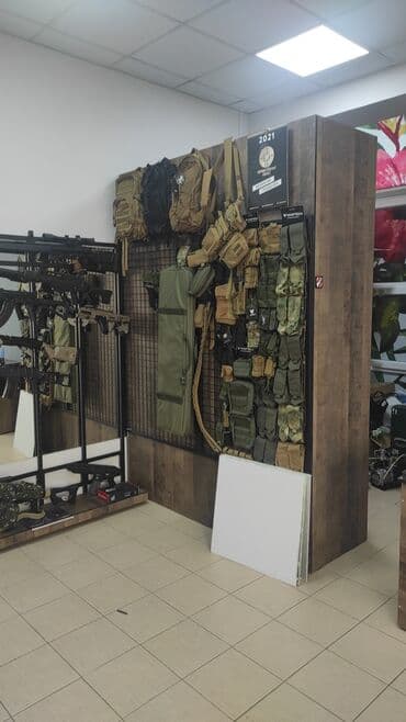 оборудование для магазина бу: Универсальные стеллажи стойки с перфорацией что позволят менять высоту — 11