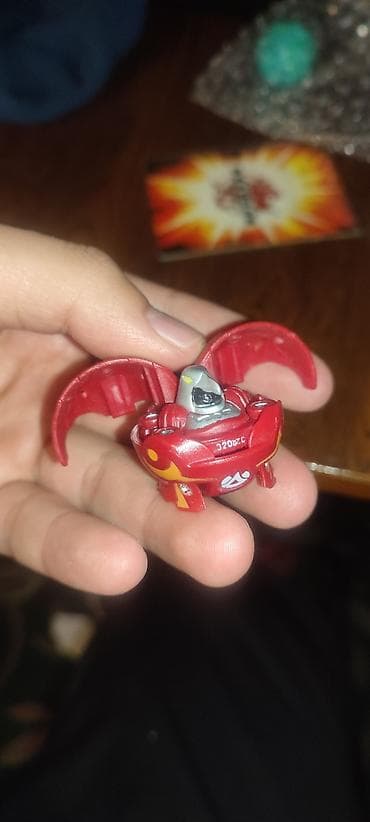 Аксессуарлар: Продаю Бакуган Пайрус Ворон с карточками - Набор: 1 Бакуган + 1 Карта — 4