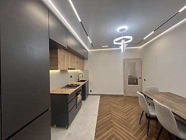 элитка 3 комнатная: Современная комната с дизайнерской отделкой и продуманным светом — 5