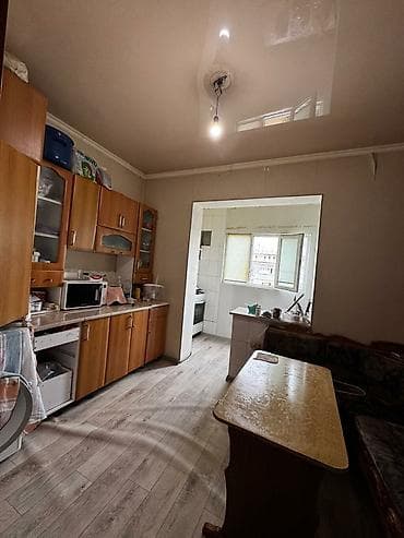 Квартиры: 2 комнаты, 54 м², Джал мкр (в т.ч. Верхний, Нижний, Средний) 106 серия, 9 этаж, Косметический ремонт — 1