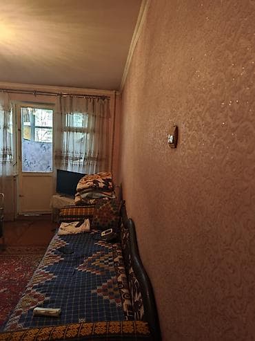 32: 1 комната, 32 м², 104 серия, 3 этаж, Старый ремонт — 3