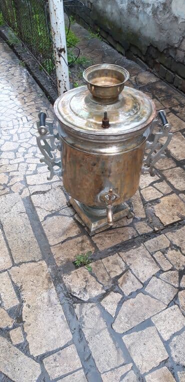 оборудование для кафе и ресторанов бу: Чайкана кафенин буюмдары сатылат. (Самоварлар ар кылы 5-40л., казандар — 1