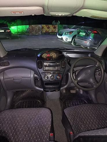 w124 e320: Toyota Funcargo: 1999 г., 1.3 л, Автомат, Бензин, Хэтчбэк — 6