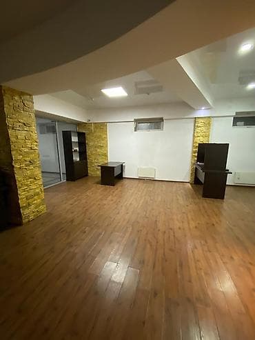 Кыймылсыз мүлк: Кеңселерди ижаралоо, 169 м², Турак комплексинде, Өзүнчө кире бериши менен, Өзүнчө санитардык түйүнү менен, Өзүнчө ашканасы менен — 2
