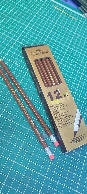 синие карандаш: Есть 12 пачек Графитовые карандаши Dolphin HB — набор 12 шт. - — 2