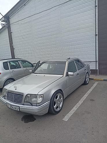 bmw e92: Mercedes-Benz W124: 1993 г., 3.2 л, Автомат, Бензин, Седан — 4