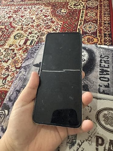 ми х4: Смартфон-раскладушка с гибким внутренним экраном и двумя основными — 2