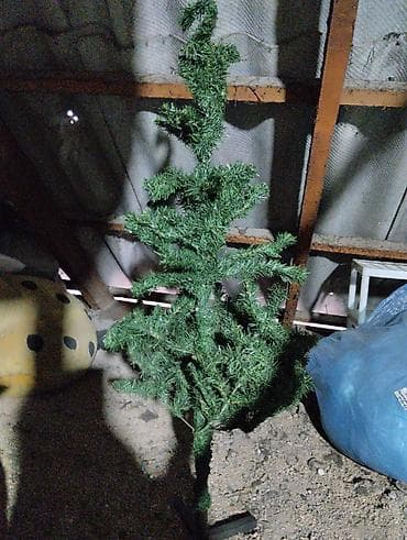 гирлянда на елку: Елка и игрушки мишура — 2