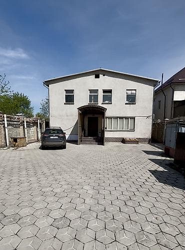 леца аренда: Сдаю в аренду хорошее здание 583 кв/м 3 этажа. Жибек-жолу / — 1