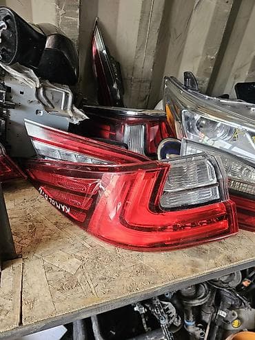 крыша на субару: Крышка багажника Toyota, 2020 г., Б/у, Оригинал — 9