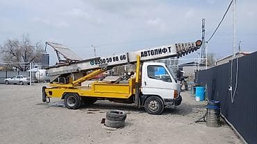 строителя: Стрела 30 м, 300 т — 1