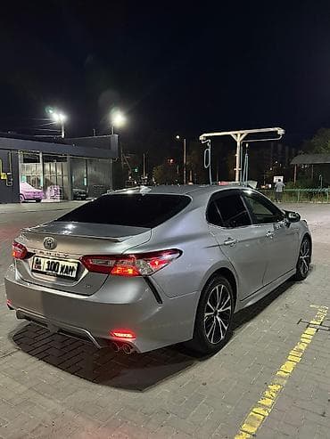 vento капот: Toyota Camry: 2020 г., 2.5 л, Автомат, Бензин, Седан — 4