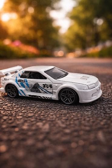 Металлическая моделька Hot Wheels — Nissan Skyline GT‑R (R32), серия