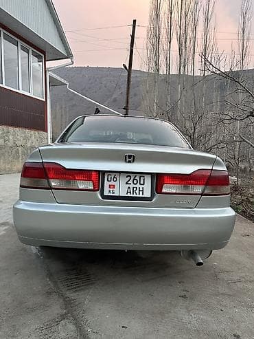 авто сатуу: Honda Accord: 2002 г., 1.8 л, Автомат, Бензин, Седан — 4
