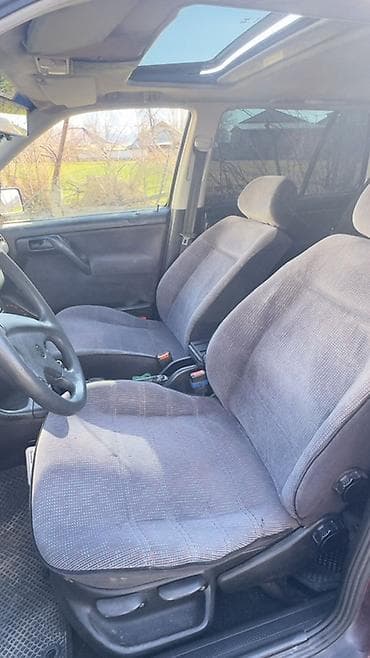 Транспорт: Volkswagen Vento: 1994 г., Седан — 6