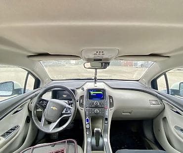мини машина электро: Chevrolet Volt: 2014 г., 1.4 л, Вариатор, Гибрид, Лифтбек — 6
