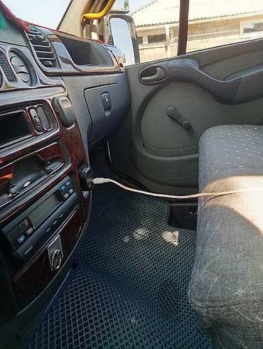 колпаки на спринтер: Mercedes-Benz Спринтер: 2003 г., Механика, Дизель, Бус — 9