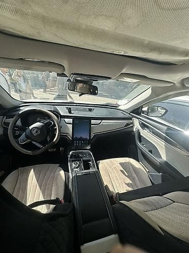 hyundai xcient: Weltmeister EX5, 2021 г., 94000 км, Передний, В наличии — 5