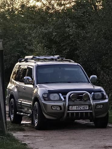 Mitsubishi Montero: 2001 г., 3.5 л, Автомат, Газ, Внедорожник