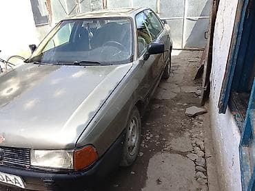 mazda 121: Audi 80: 1988 г., 1.8 л, Механика, Бензин, Седан — 4