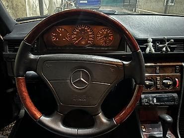 mers e124: Mercedes-Benz W124: 1993 г., 2.8 л, Автомат, Бензин, Седан — 7