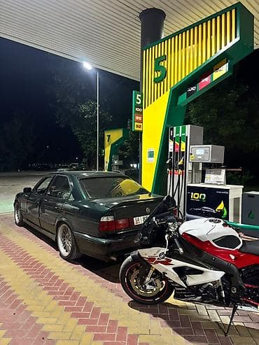 уна: BMW 5 series: 1993 г., 4.4 л, Механика, Бензин, Седан — 6