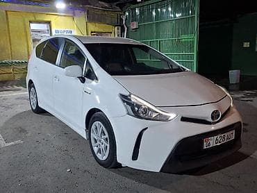byd e7: Toyota Prius V: 2016 г., 1.8 л, Вариатор, Гибрид, Универсал — 2