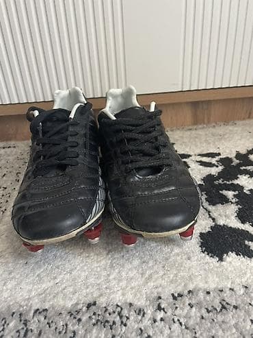 футболный бутцы: Футбольные бутсы Umbro с металлическими шипами (SG) - Материал верха — 2