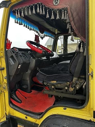 чехлы бу: Грузовик, Mercedes-Benz, Стандарт, 5 т, Б/у — 2