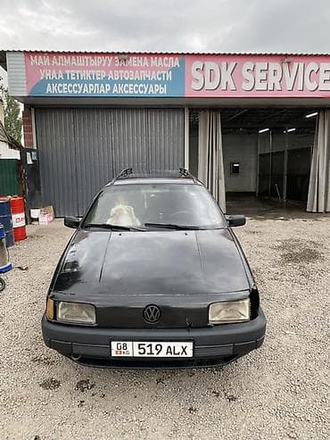Volkswagen: Volkswagen Passat Variant: 1989 г., 1.8 л, Универсал — 4