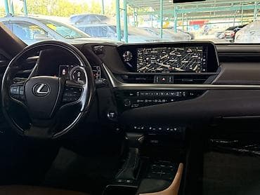 полировка панели: Lexus ES: 2019 г., 2.5 л, Гибрид, Седан — 9
