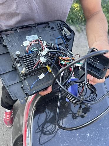 купить большой холодильник: Форд Мондео Штатная магнитола-головное устройство в сборе с рамкой для — 2