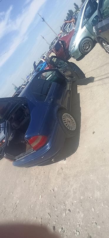Унаа: Honda Civic: 1998 г., 1.4 л, Кол менен иштөөчү, Бензин, Седан — 6