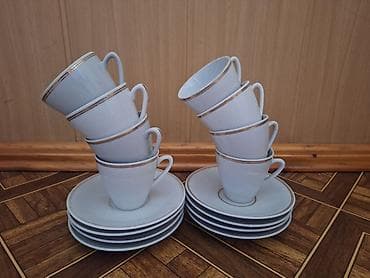 dinner table: Фарфоровый чайно-столовый набор в классическом стиле. Состав: - — 1