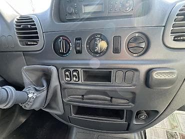 mazda demio 1 5: Легкий грузовик, Mercedes-Benz, Стандарт, Новый — 2