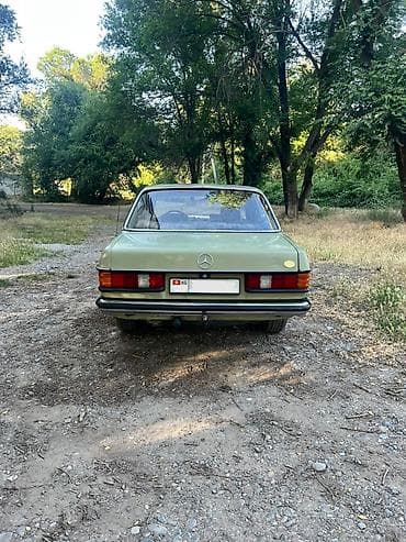 renault 21: Mercedes-Benz E-Class: 1984 г., 2.3 л, Механика, Бензин, Седан — 2